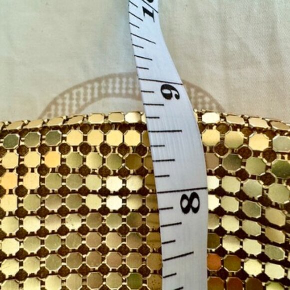 Vintage Gold Chainmail Crossbody Bag - Picture 10 of 12